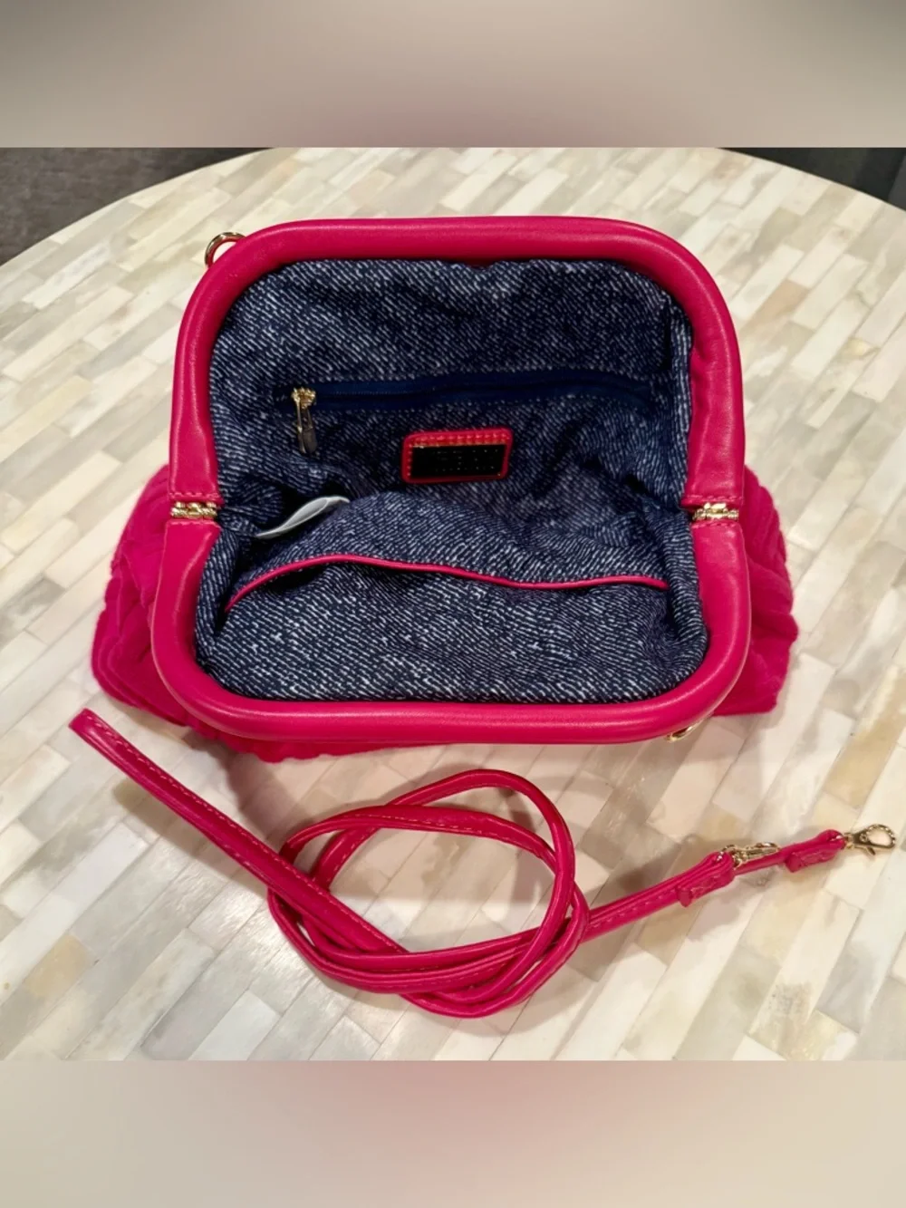 NWOT Urban Expressions Bright Pink Ruched Frame Crossbody